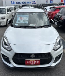 スタッフのイチオシ！中古車！！